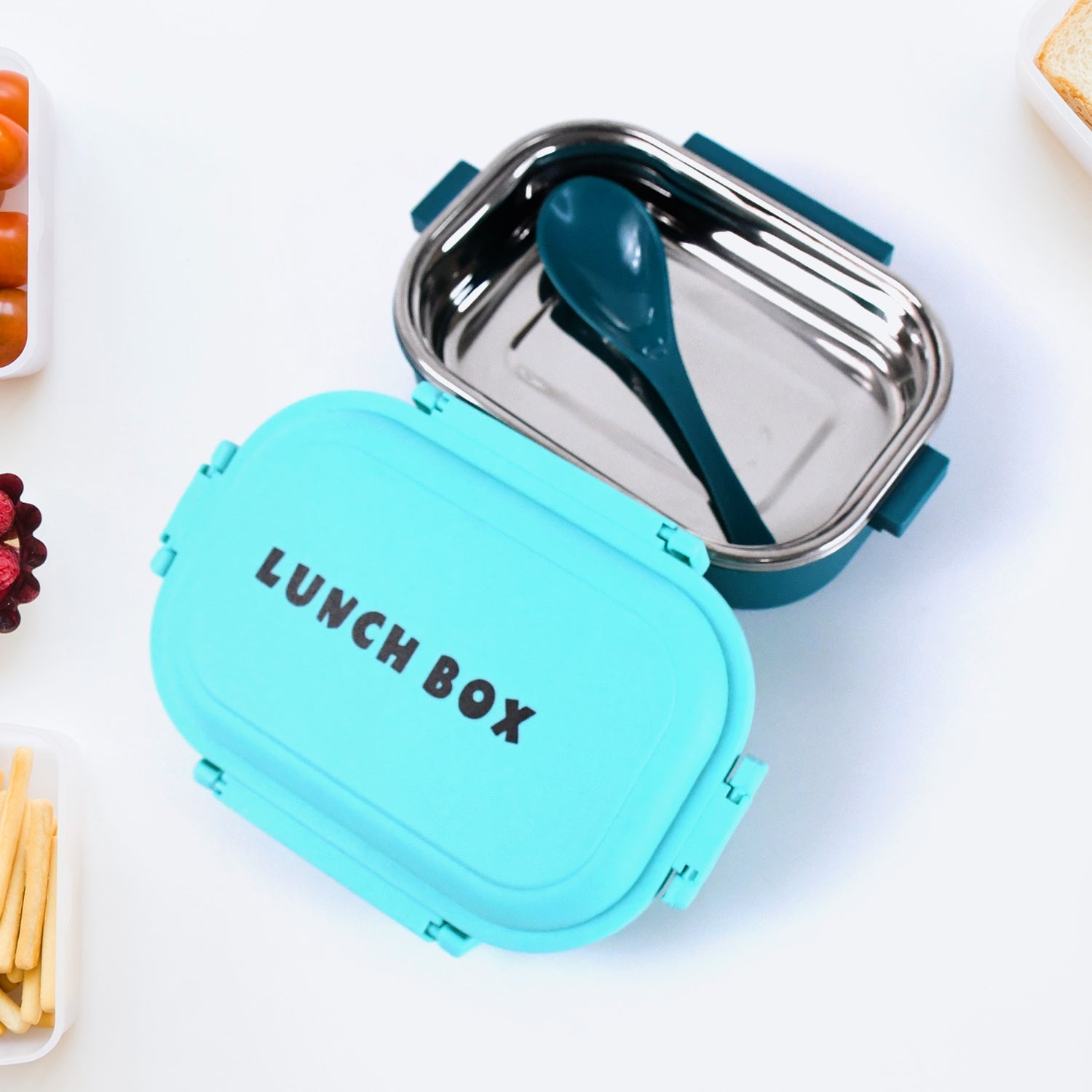 Leakproof snap-lock lid ensuring mess-free transport of lunch box