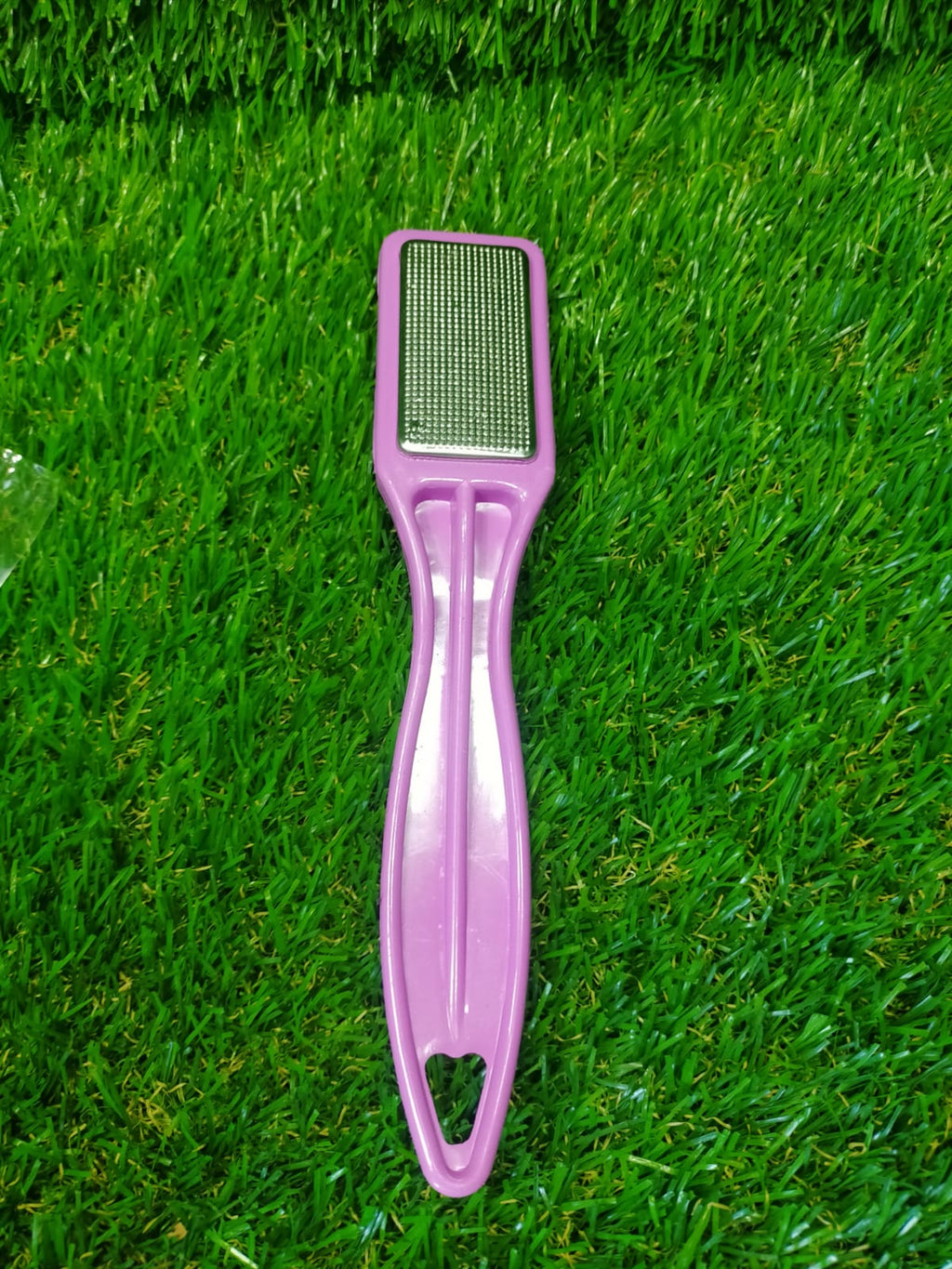 Efficient dead skin remover for improved foot hygiene and softness.