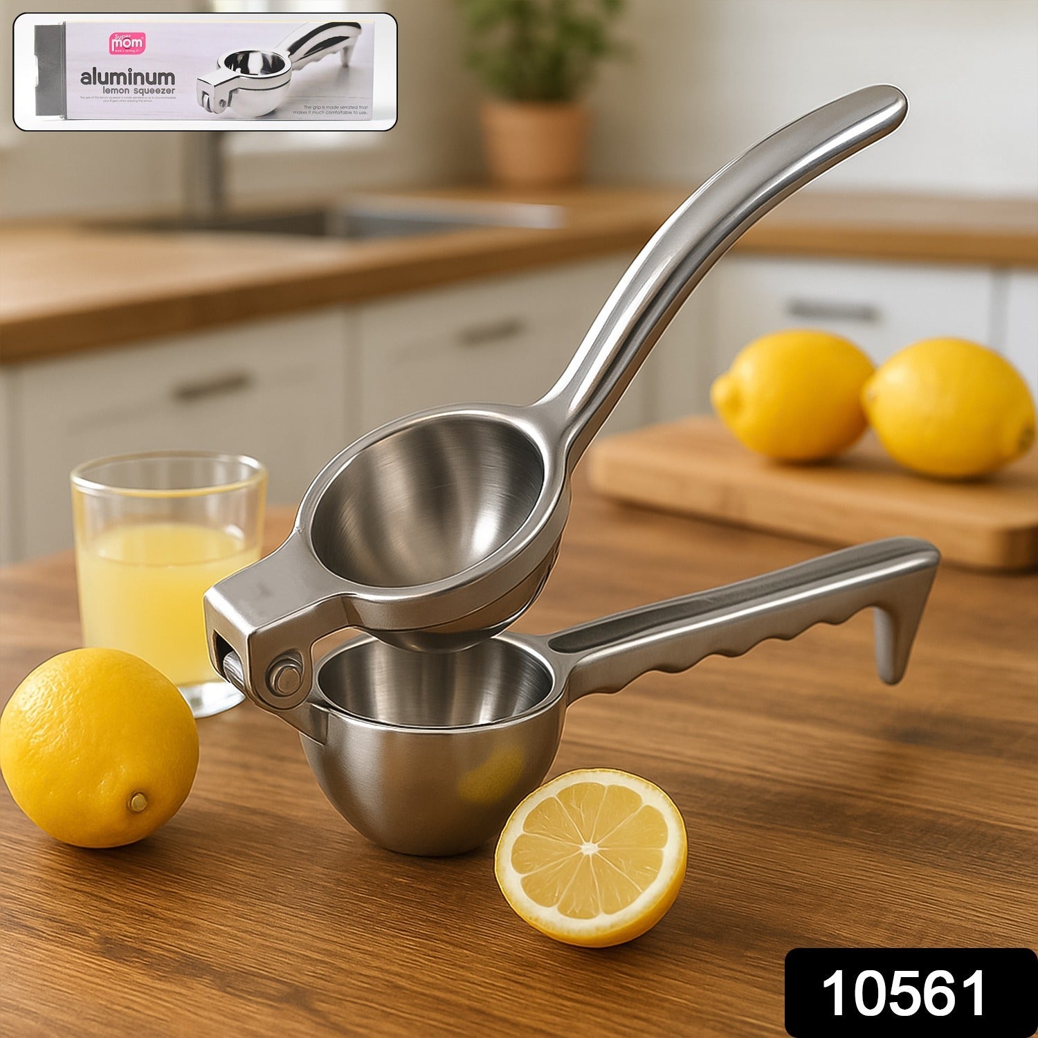 Ergonomic non-slip handle on aluminum lemon squeezer