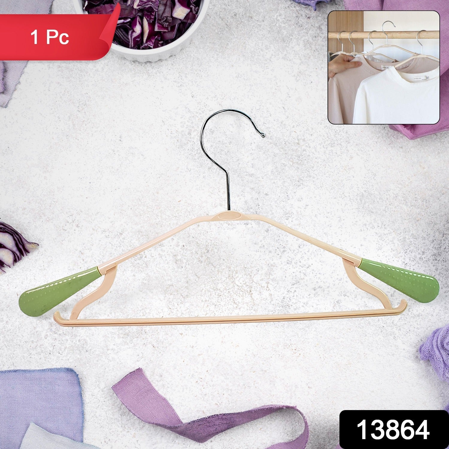 Close-up of the robust zinc-plated steel hook on the garment hanger.