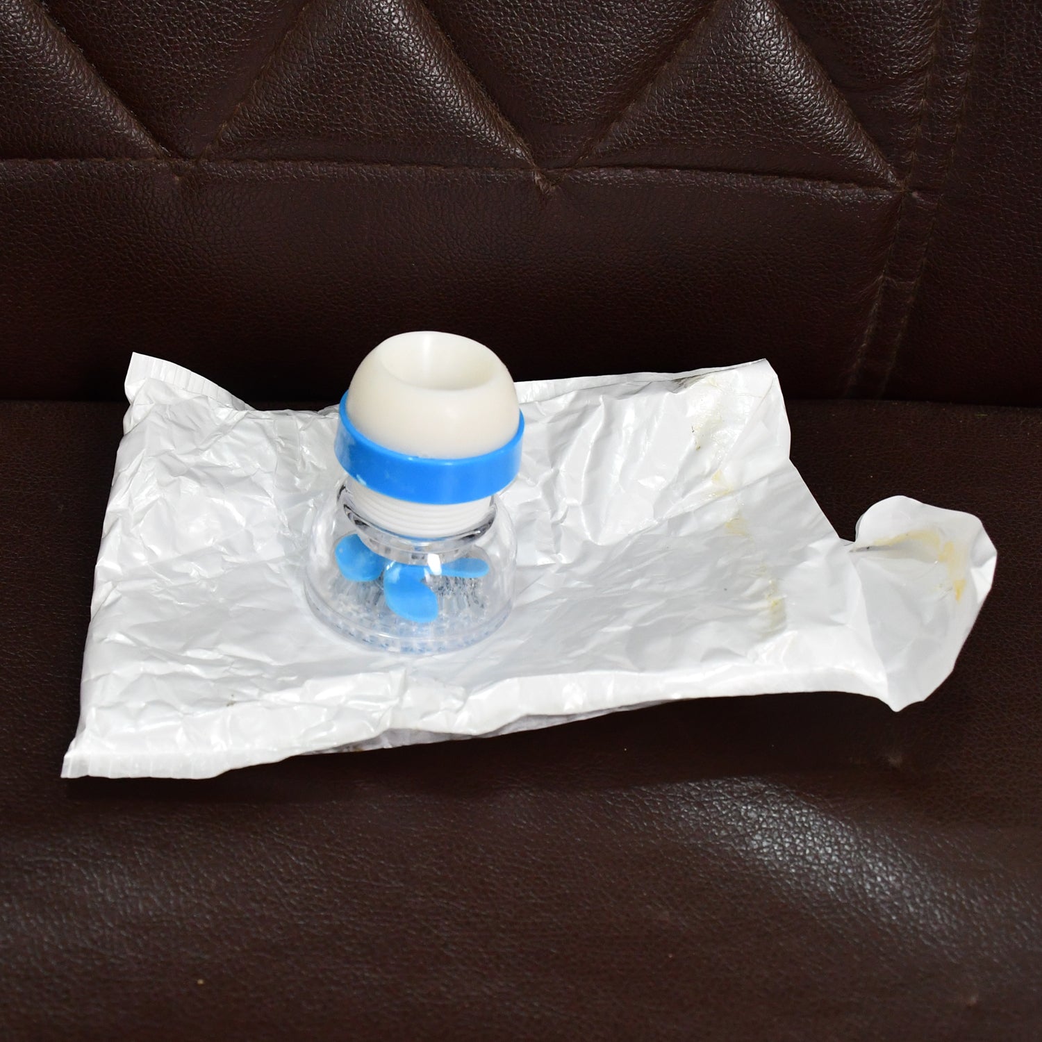 Adjustable sink tap water filter with rotating faucet sprayer and splash guard