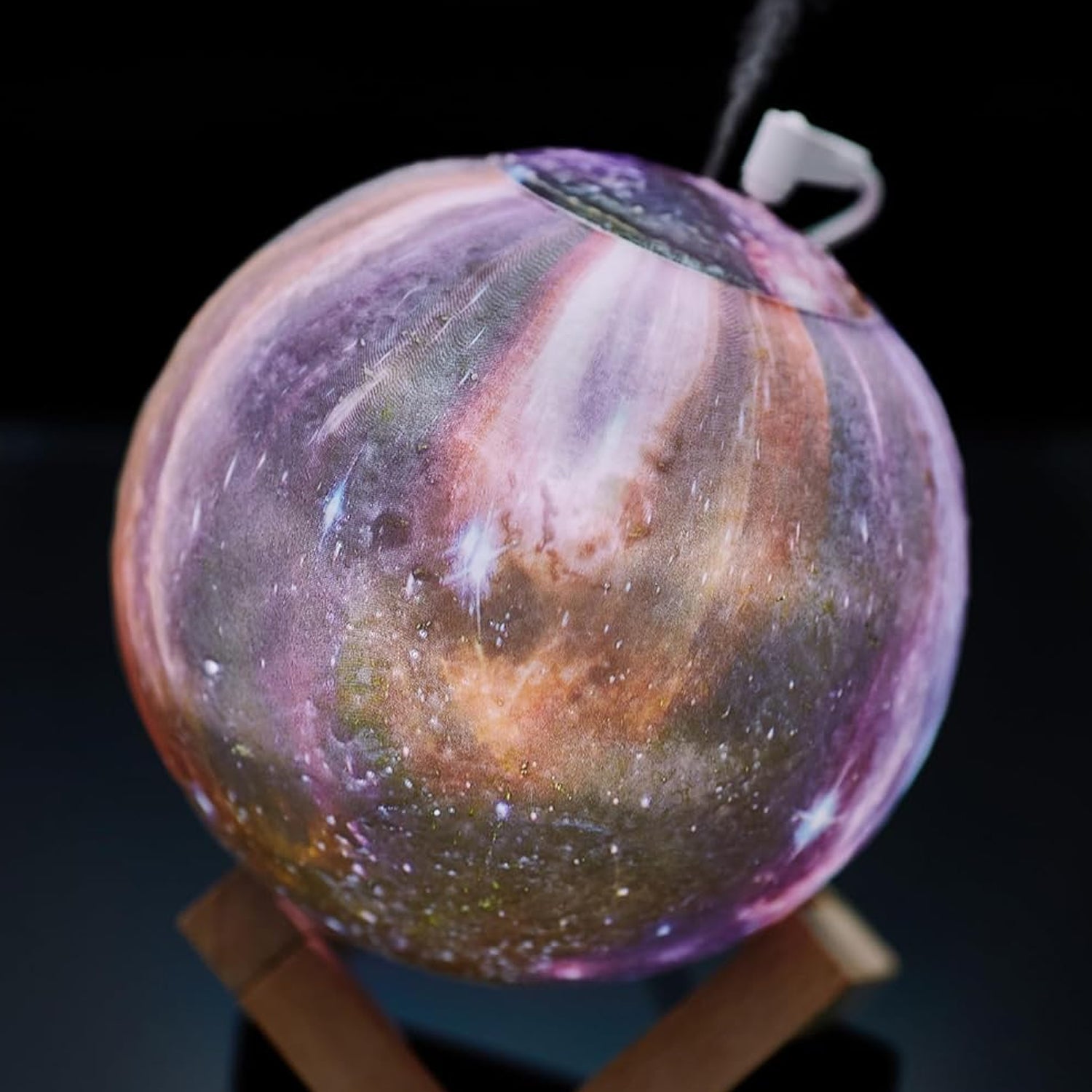 All components of the 3D Moon Lamp Diffuser: lamp, wooden stand, USB cable, and manual