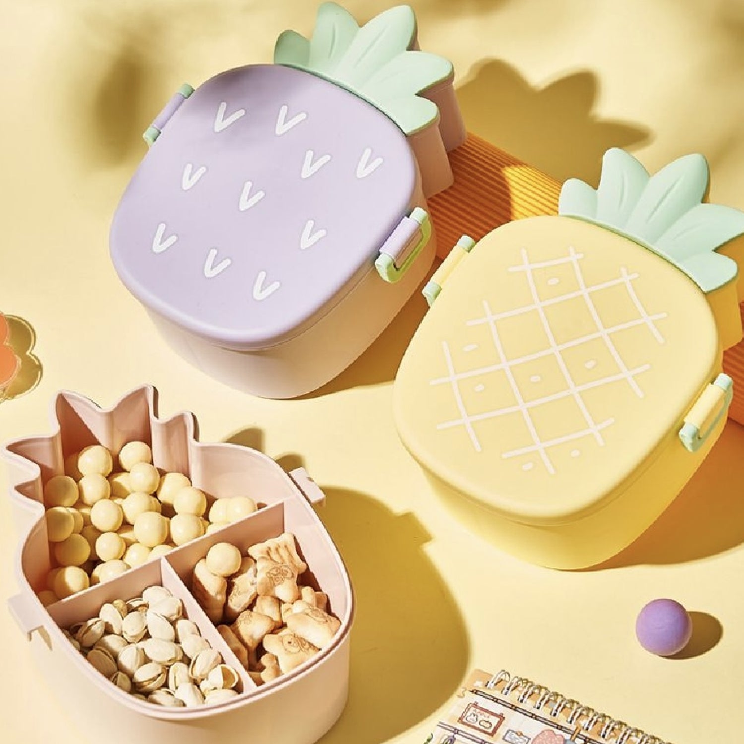 Eco-friendly materials used in the durable and safe kids' meal container.