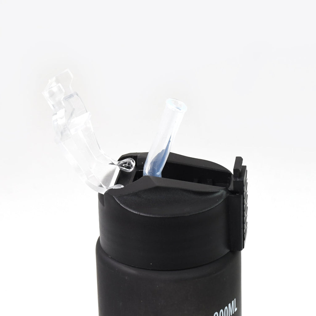 Side view of the 900ml BPA-free motivational water bottle, highlighting its slim profile.
