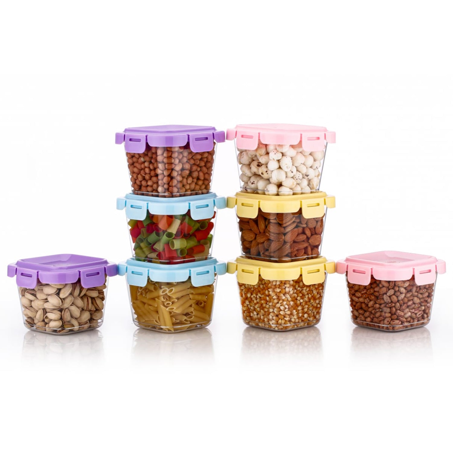 Close-up of the secure four-jaw snap lid on a plastic food storage container, ensuring no spills.