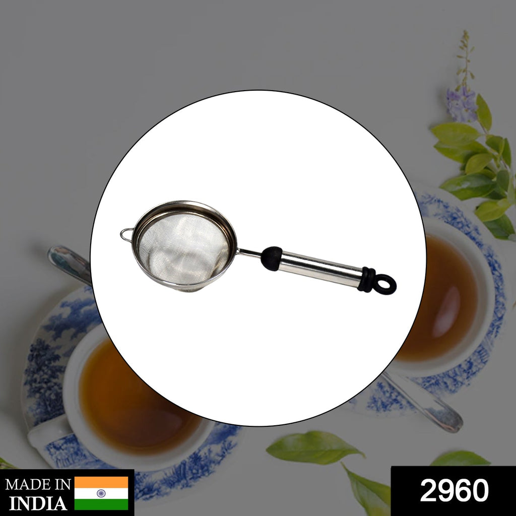 Multi-purpose stainless steel strainer perfect for tea, juice, and soups.