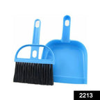 Ergonomic compact cleaning set, ideal for small spaces and car interiors.
