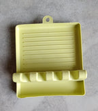 Easy-to-clean kitchen utensil rest, ideal for everyday cooking.