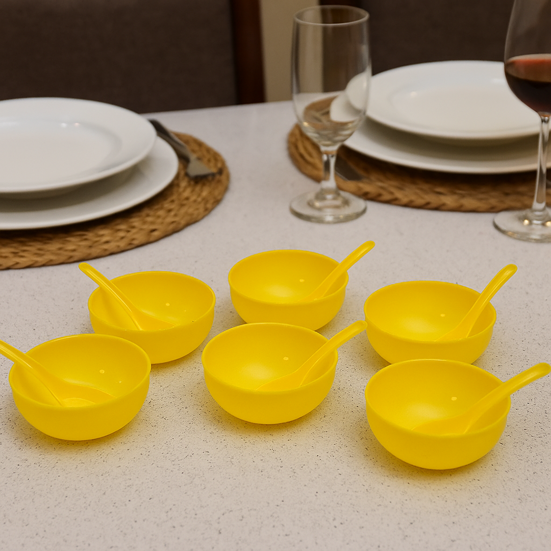 Packaging graphic for the CookAura 6-piece plastic soup bowl set, showing contents.