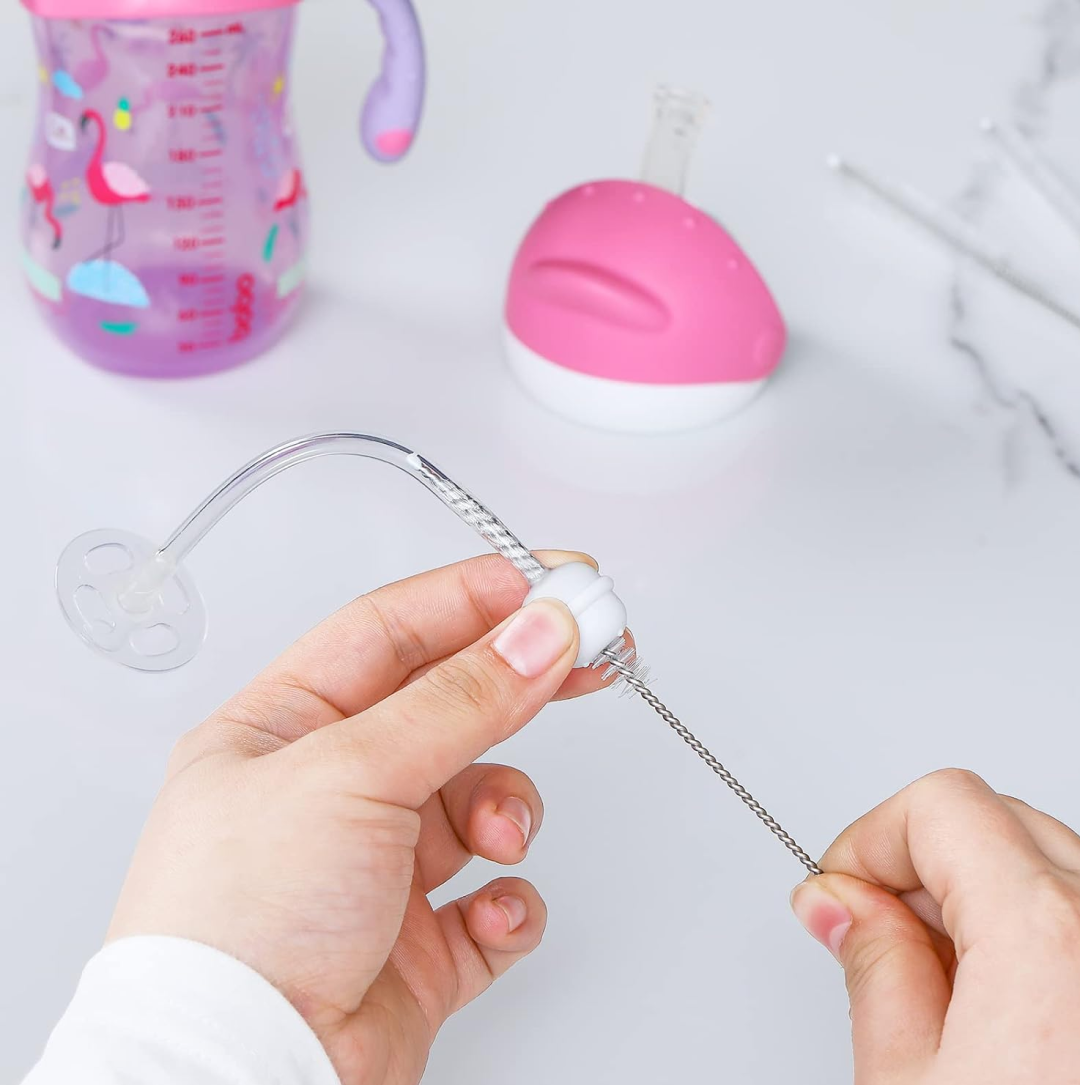 Display of multiple stainless steel straw cleaning brushes in a multi-pack
