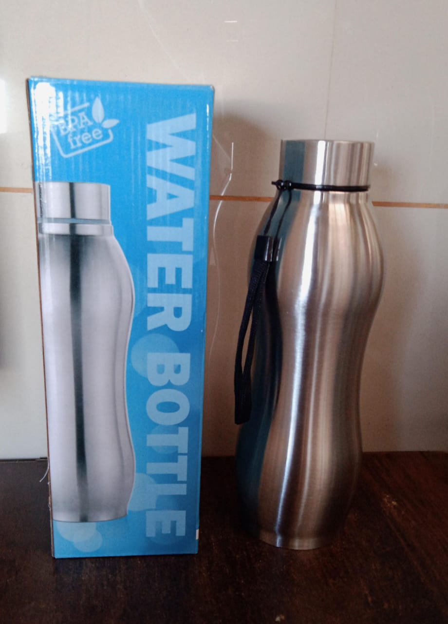 Portable stainless steel water bottle for hot and cold beverages