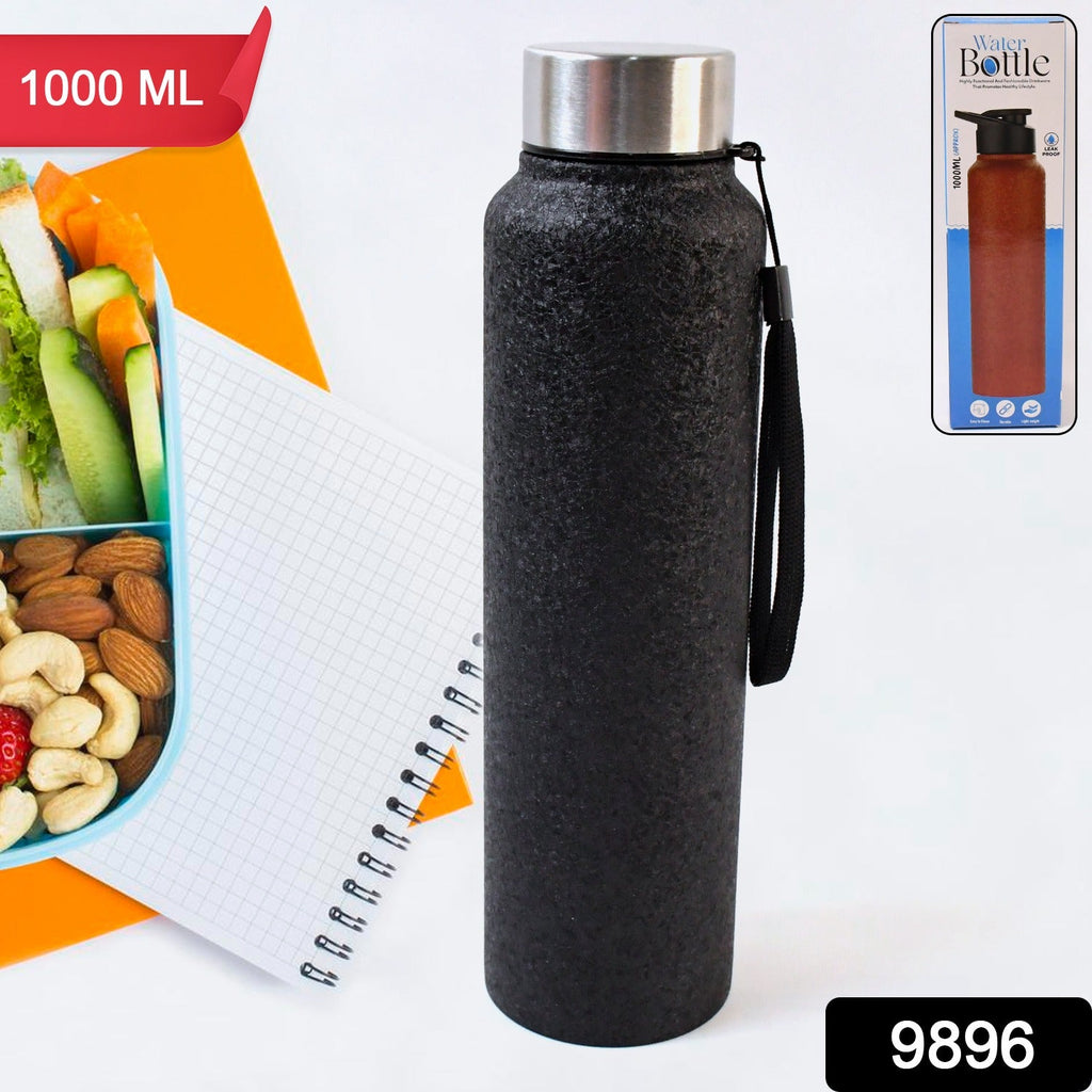 Black stainless steel water bottle showing hot and cold temperature retention