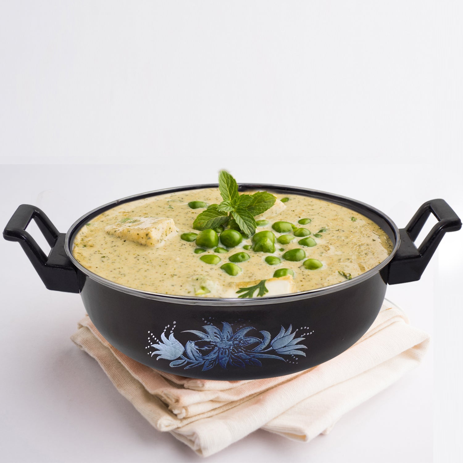 Iron fry pot for sautéing and frying Indian dishes