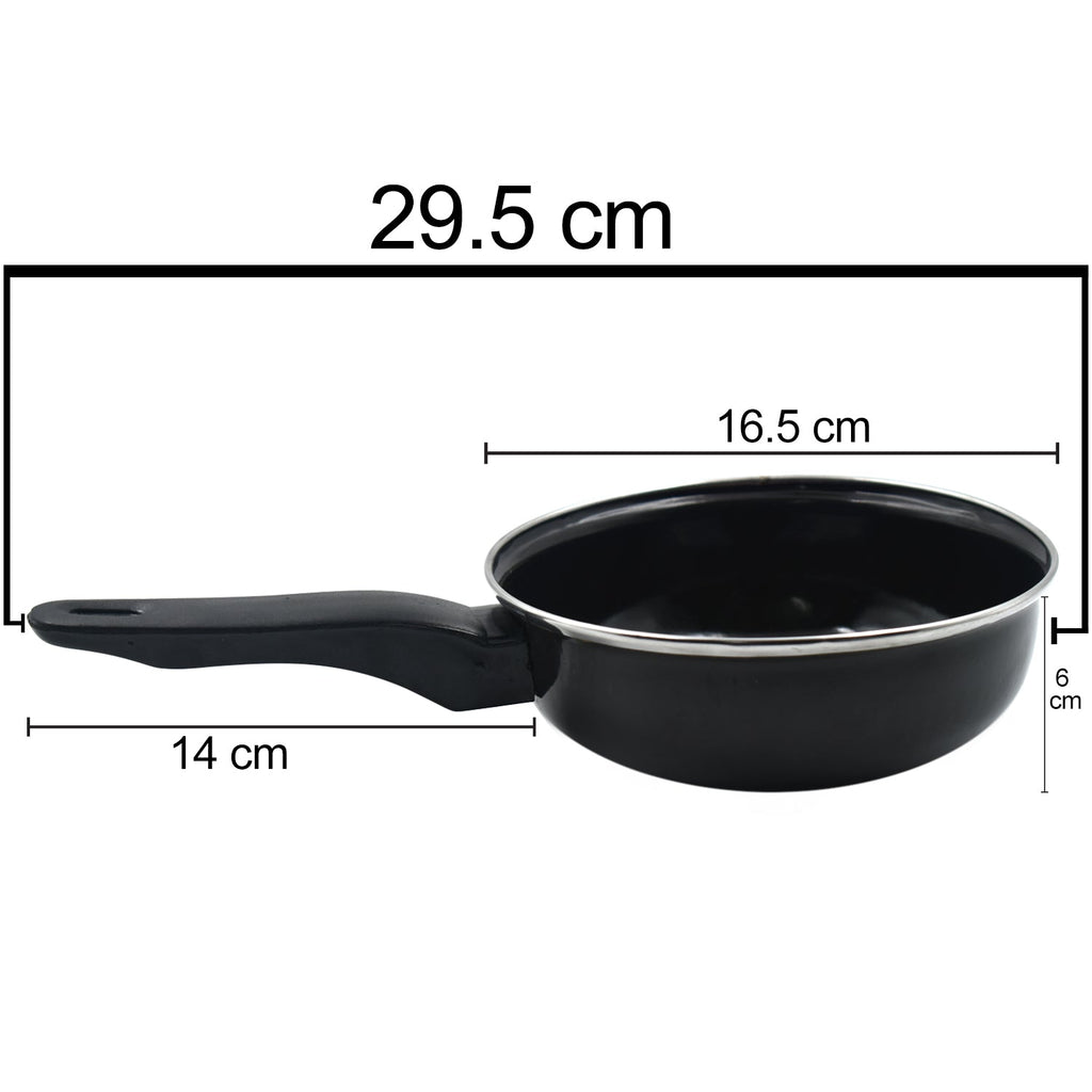 Top-down view of the durable non-stick fry pan, ready for your favourite recipes.
