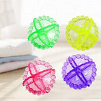Set of 4 natural laundry balls, designed for an effective eco-wash.