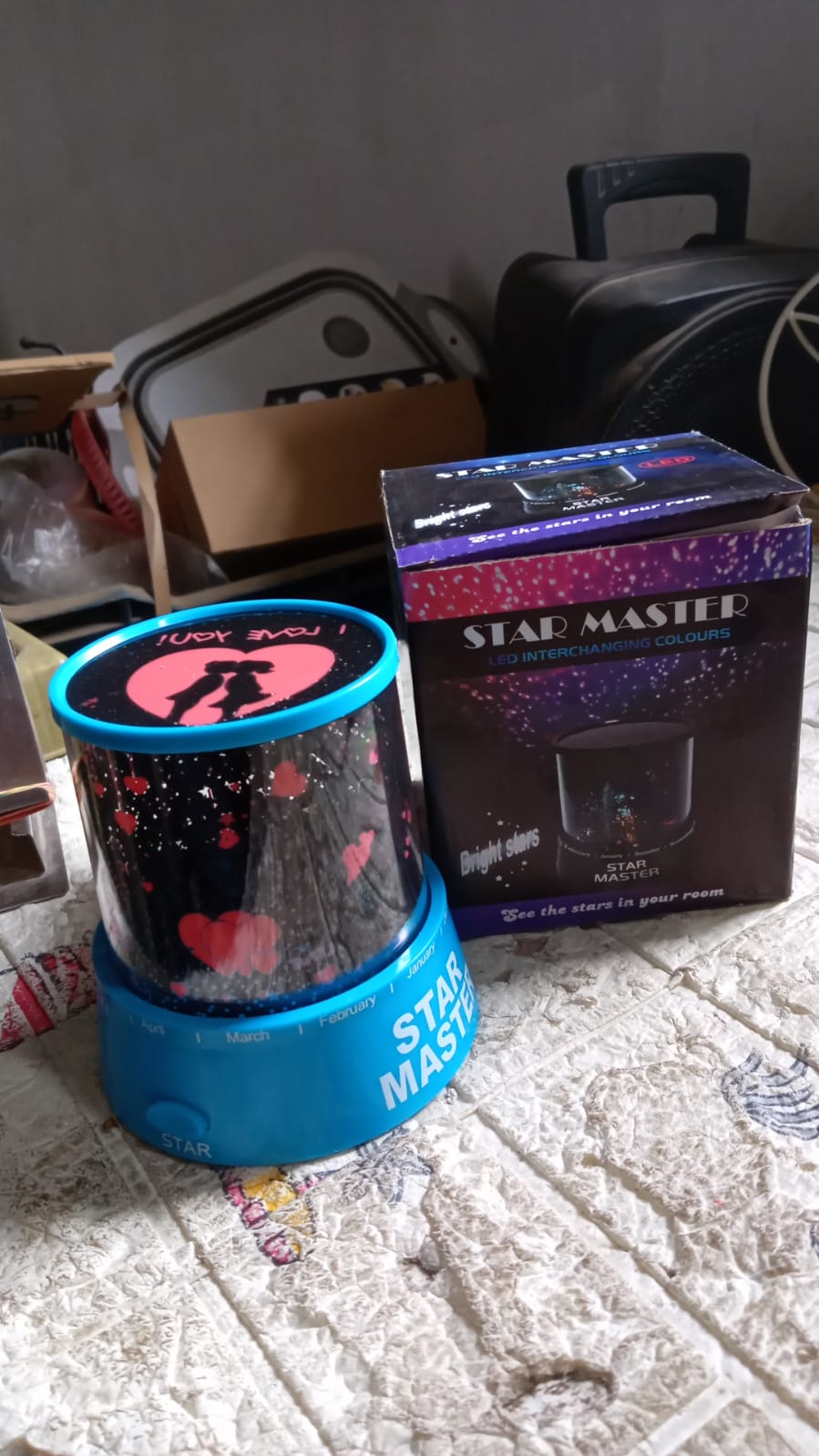 Side profile of the compact, battery-operated LED Star Projector Night Light.