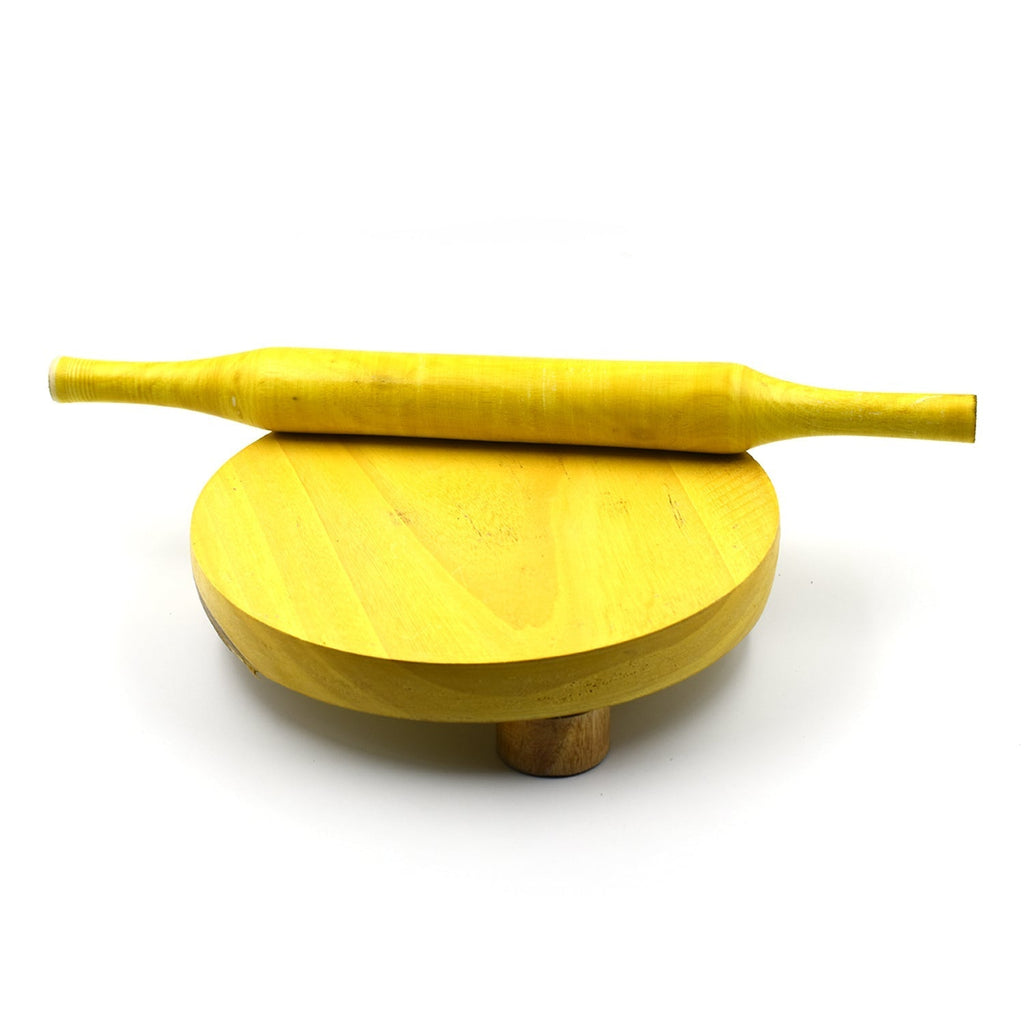 Durable dough rolling board, perfect for making chapatis, parathas, and other flatbreads.