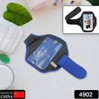Running armband featuring a transparent screen cover, ideal for keeping a phone secure during workouts.