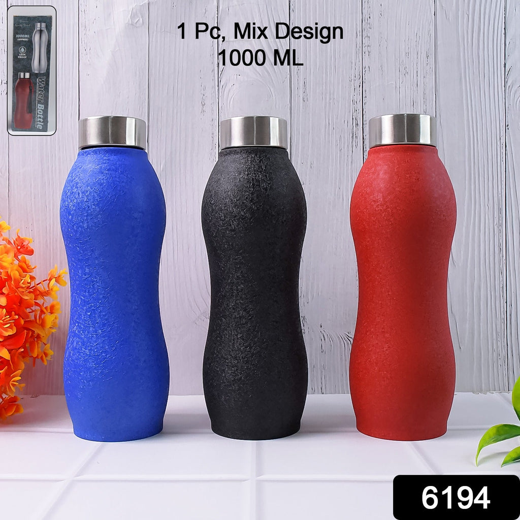 Leakproof insulated thermos water bottle perfect for hot and cold drinks