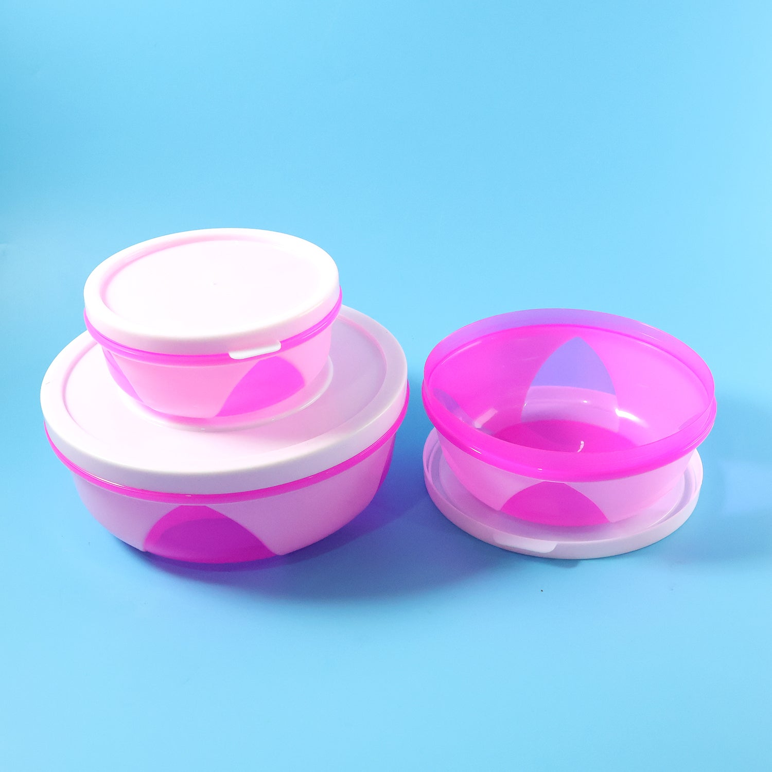 Set of stackable plastic storage box set with lids for kitchen use