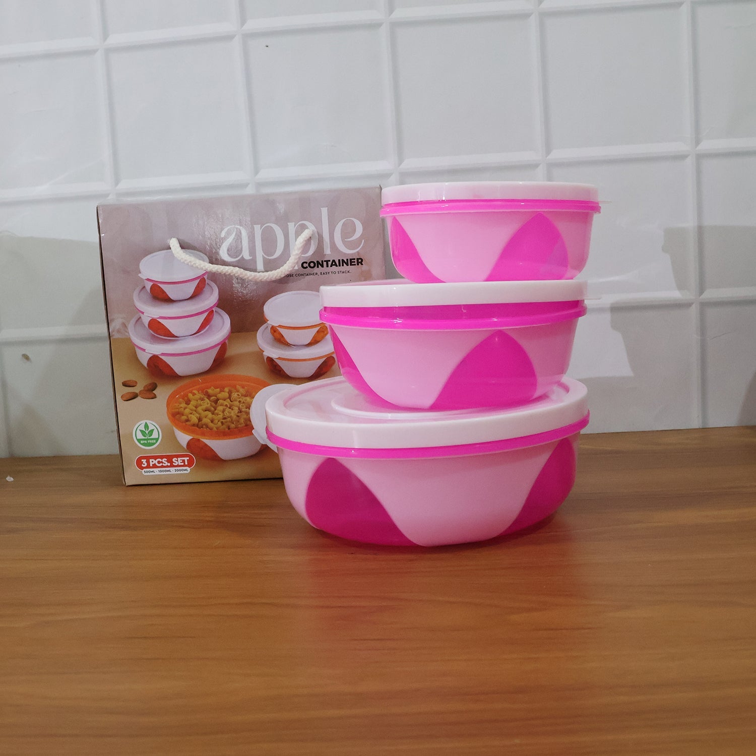 Plastic food containers set with secure lids for dry food storage
