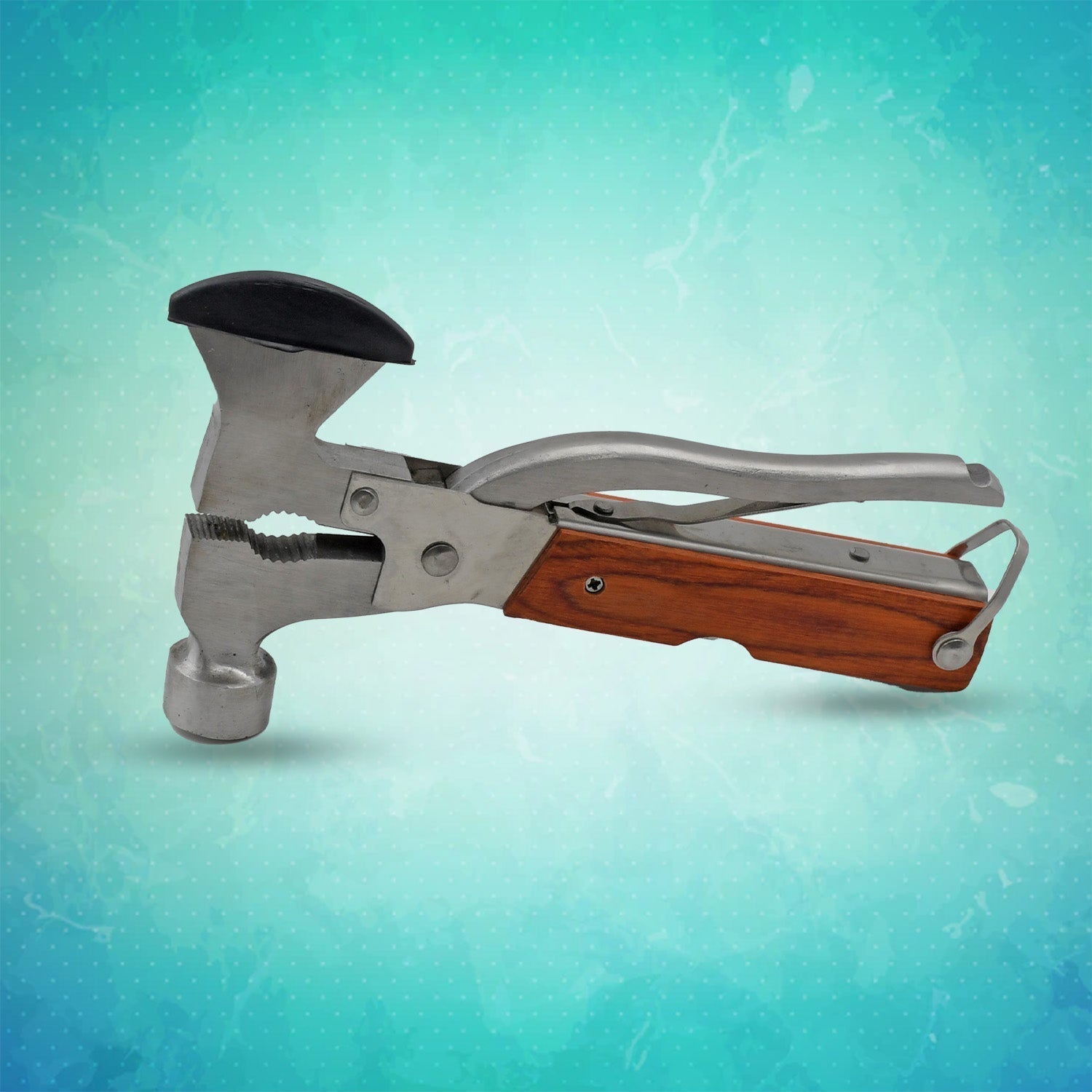A rugged hammer multitool, perfect as a practical gift for Father's Day.