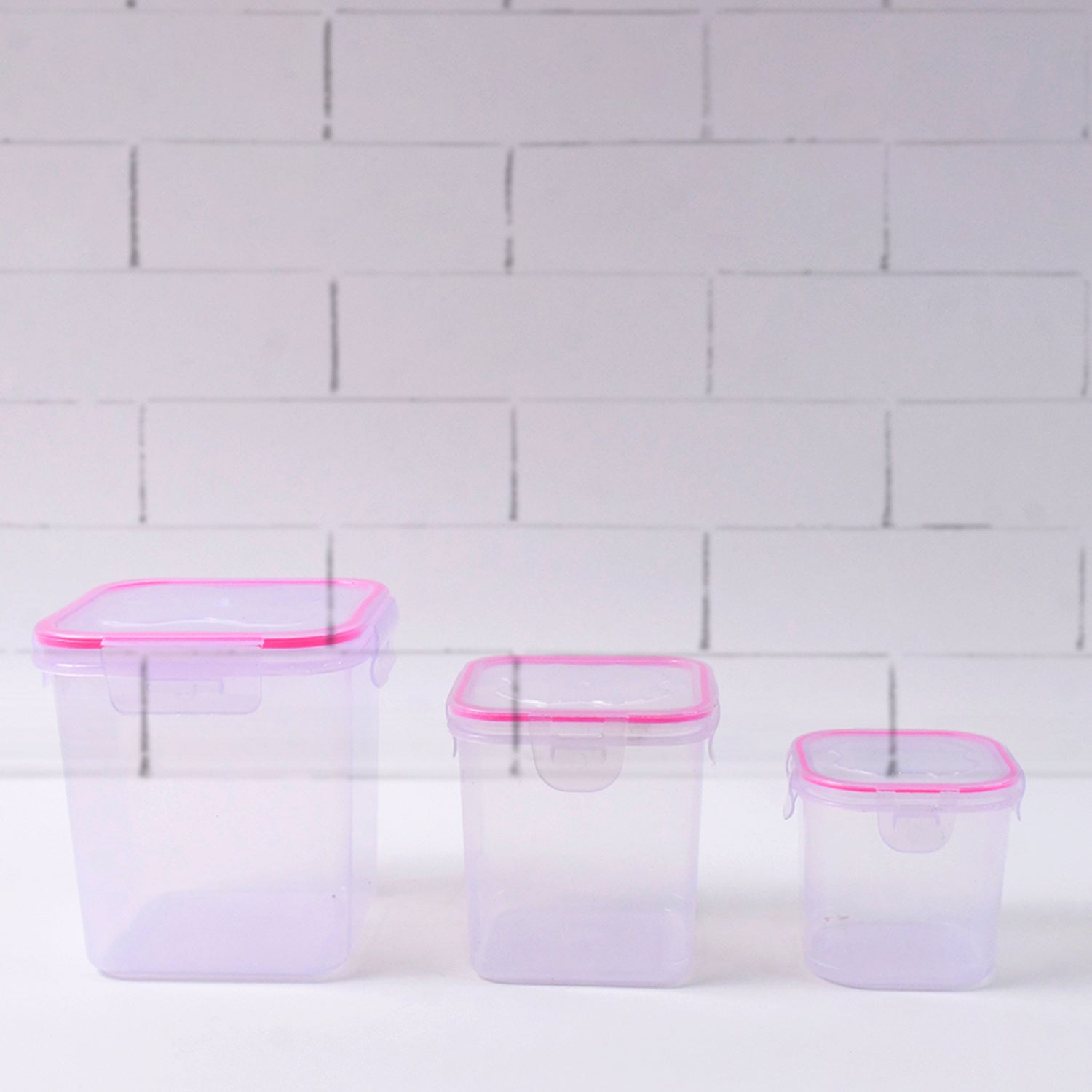 Multipurpose kitchen storage containers with clear plastic and air lock