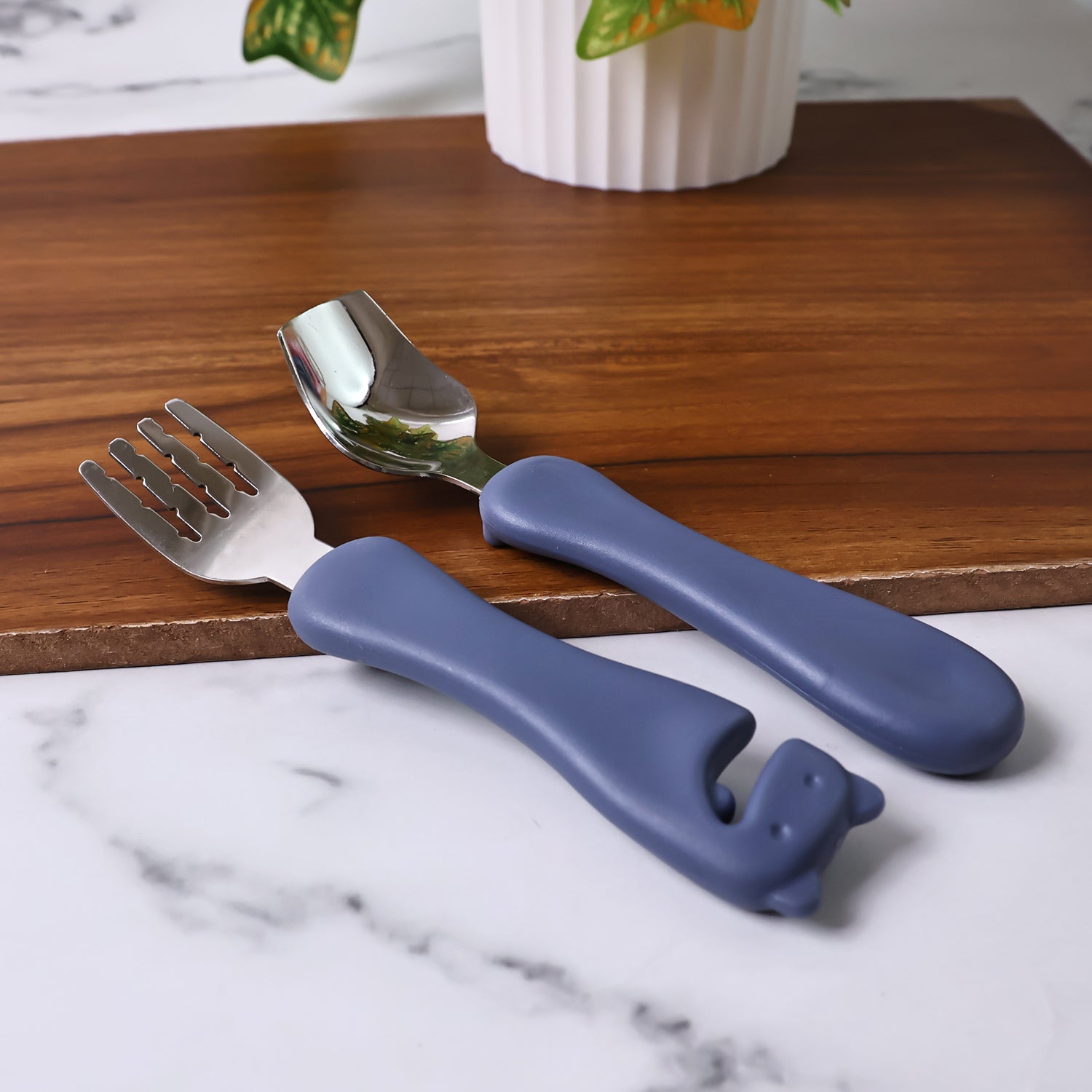 Compact kids cutlery spoon and fork set in stainless steel