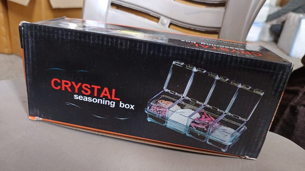 Compact acrylic seasoning organizer for various kitchen spices.