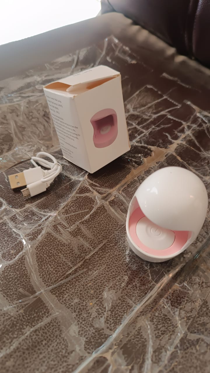 Plug-in LED nail dryer with cable for continuous power supply