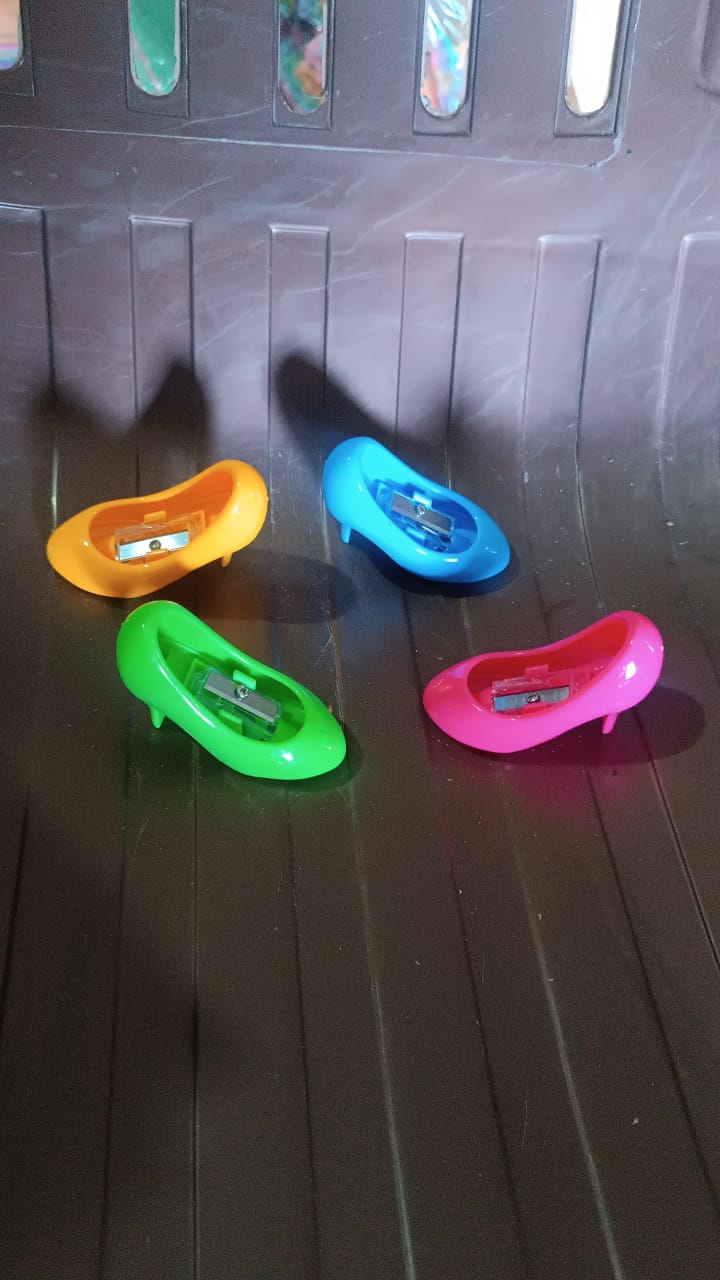 Sleek portable high heels pencil sharpener ideal for stationery set