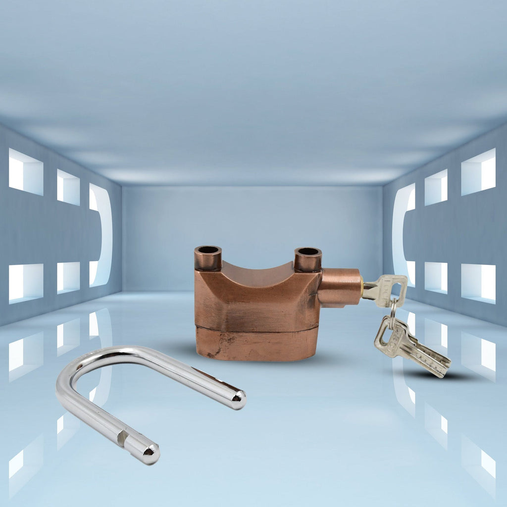 The 110dB siren alarm lock with its thick shackle in an outdoor setting.