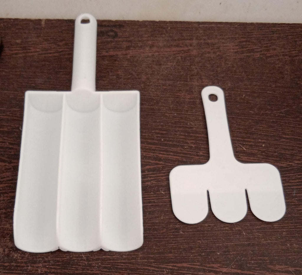 Food-grade plastic Fritters Maker for homemade cake balls.