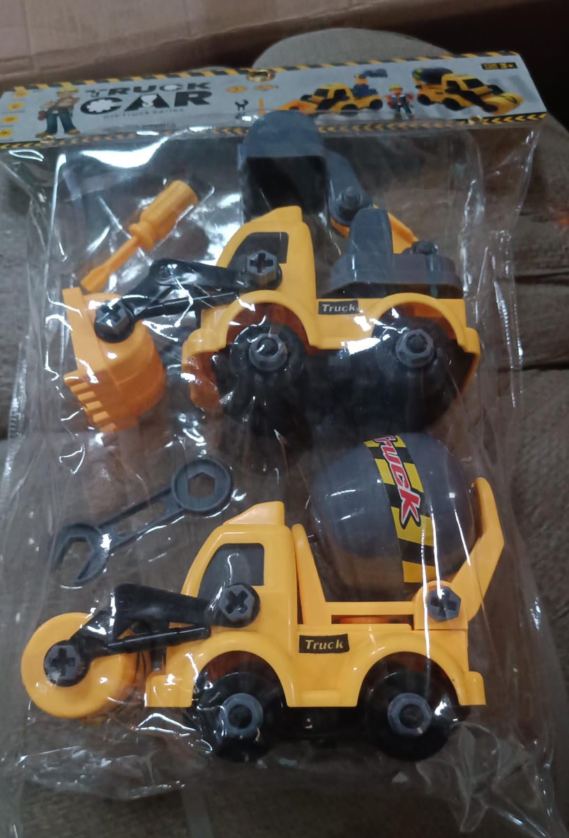 Side view of the two assembled engineering vehicles from the kids construction set.