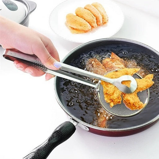 The versatile frying filter spoon displayed against a kitchen background.