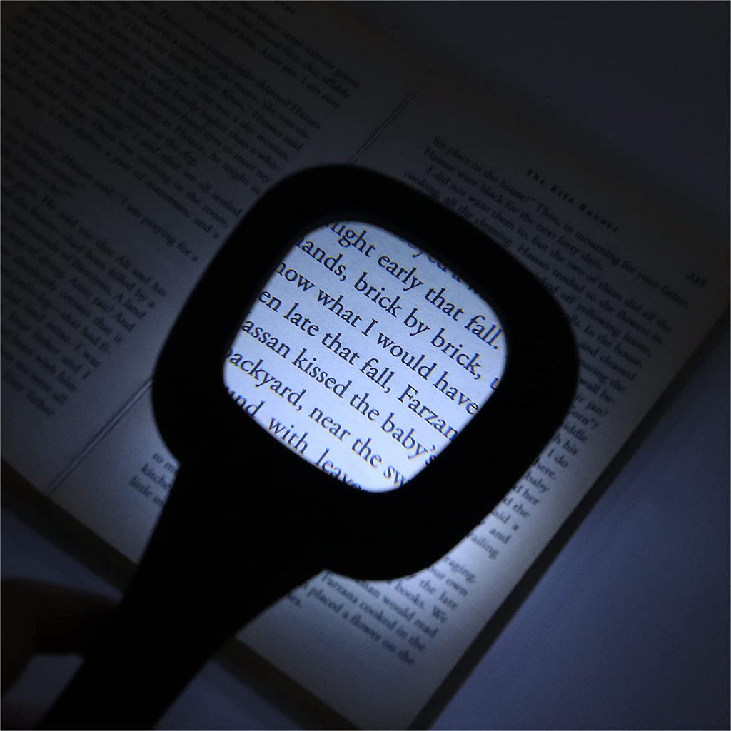 Ergonomic handheld magnifier with 6 LEDs for comfortable reading.