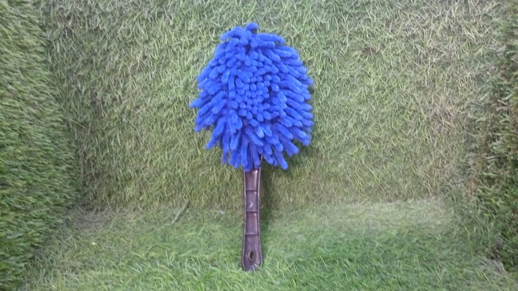 A generic cleaning duster, demonstrating the compact size and portability of the tool.