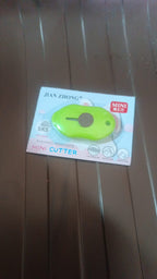 Mini Cloud Cutter with retractable blade and ABS body