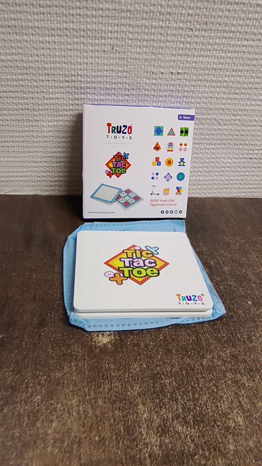 Travel-friendly compact Tic Tac Toe strategy game