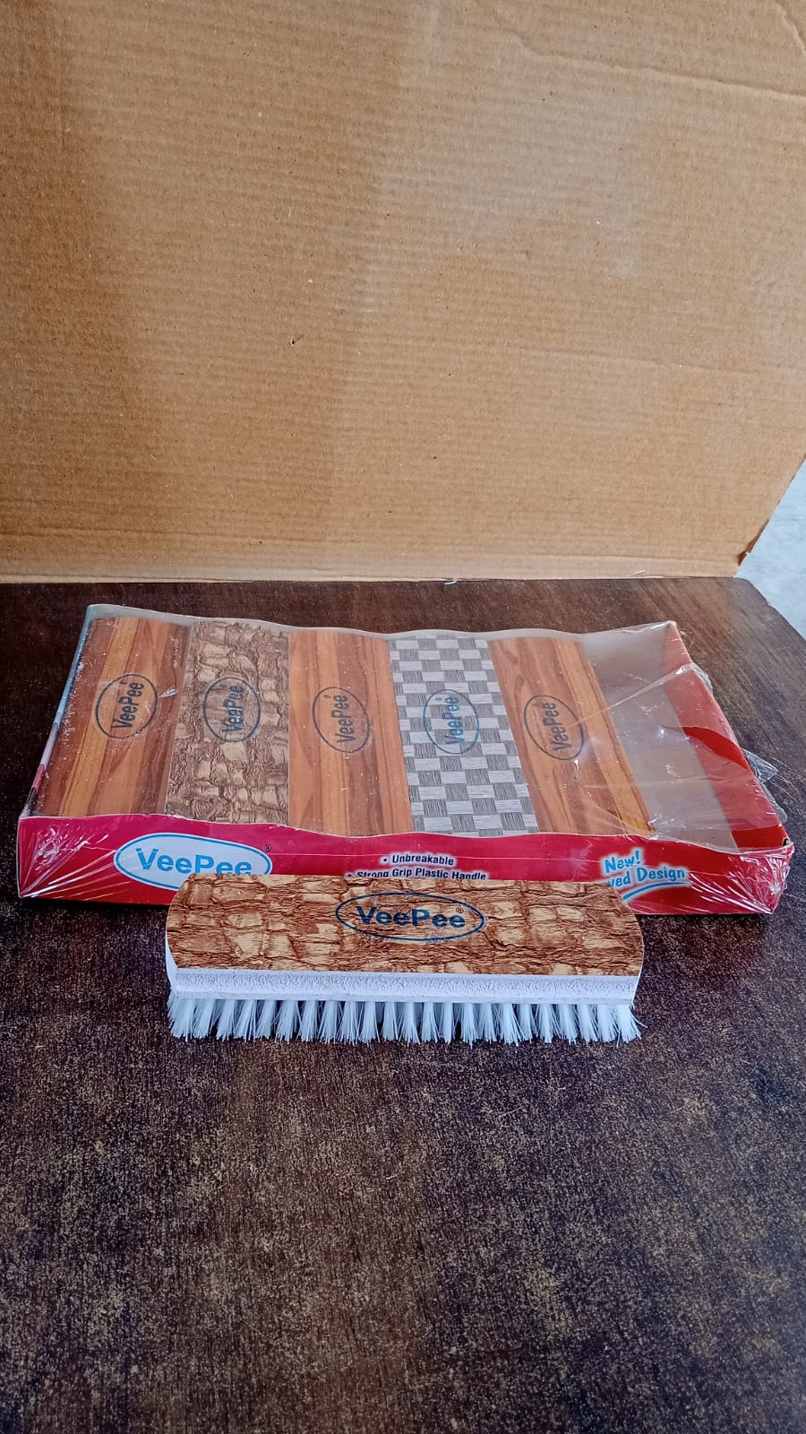 Complete washing brush kit with ergonomic handles and heavy-duty bristles by Veepee