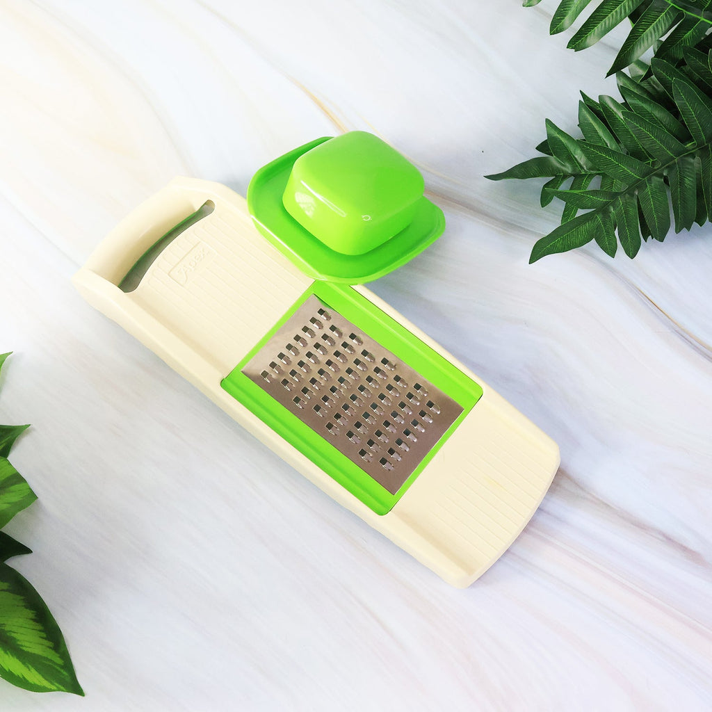 Multipurpose kitchen slicer set with six interchangeable stainless steel blades