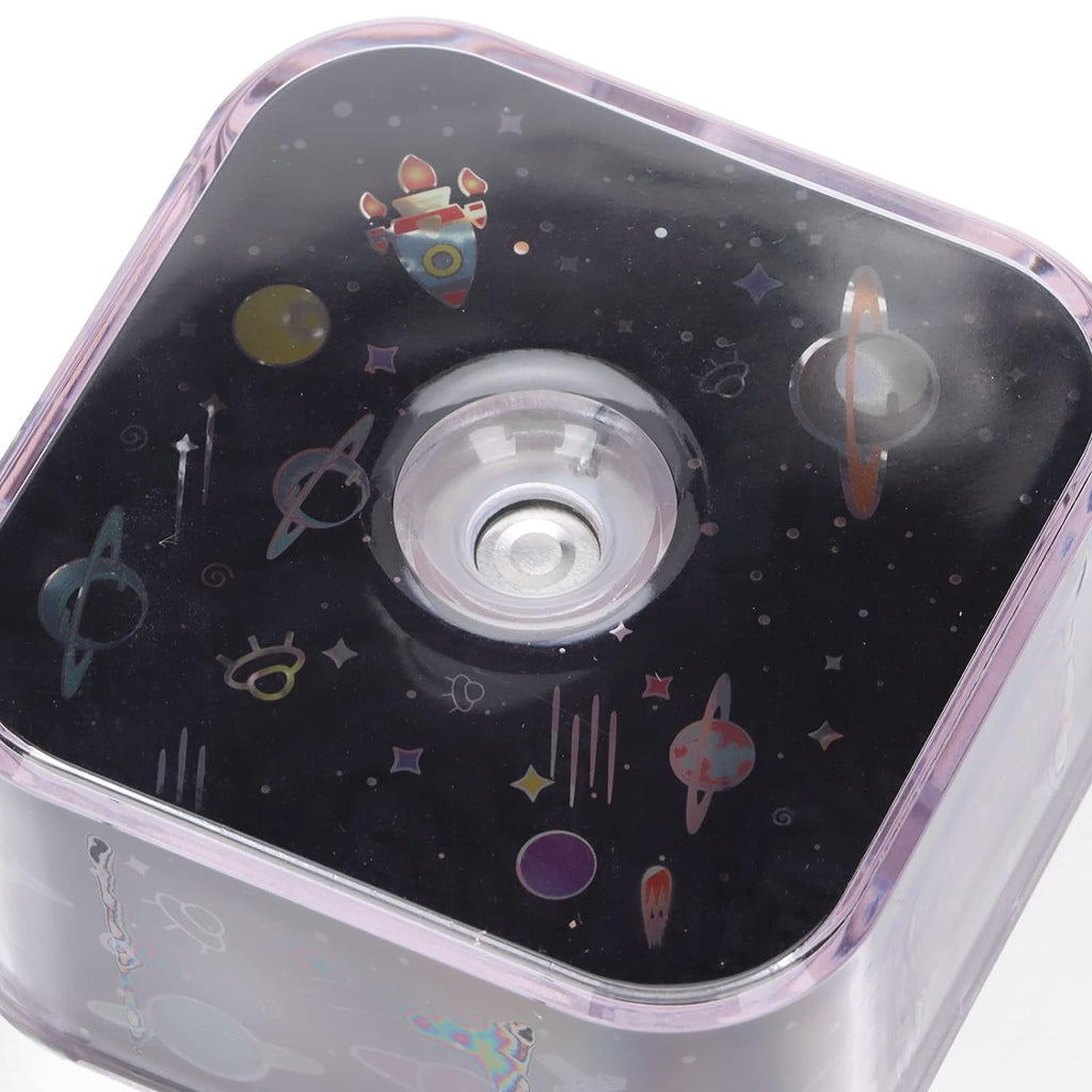 Starry night light projector and humidifier, ideal for a child's bedroom.