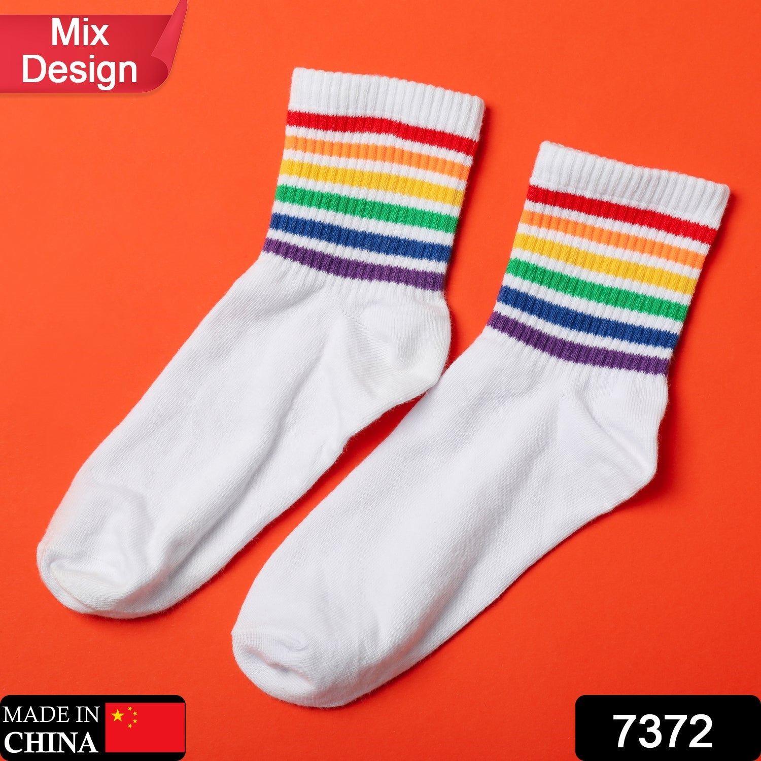 Blue and white men's ankle sports socks with thick cotton cushioning for sports