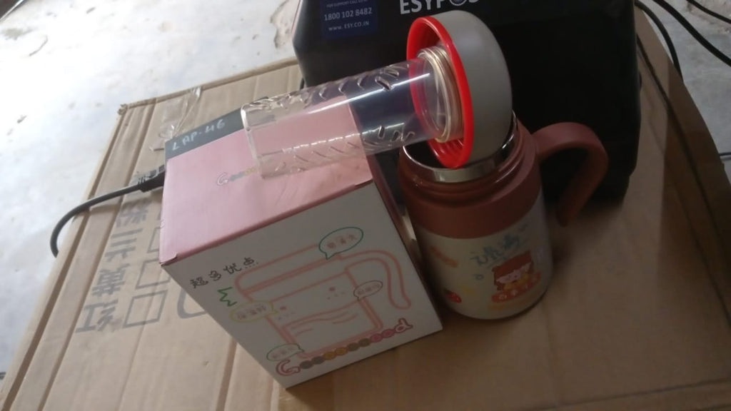 Own Hydrate insulated mug keeping drinks cold during an outdoor picnic