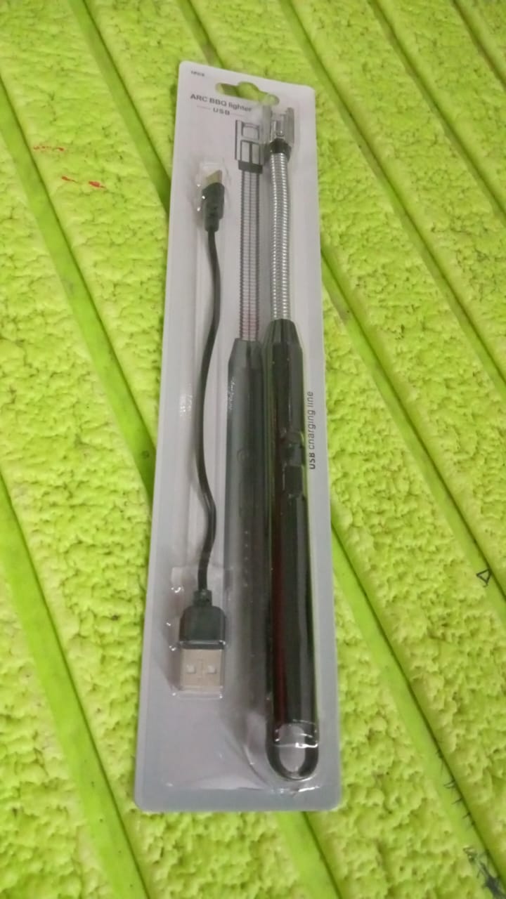 Vertical view of USB rechargeable electric arc lighter by FirePot