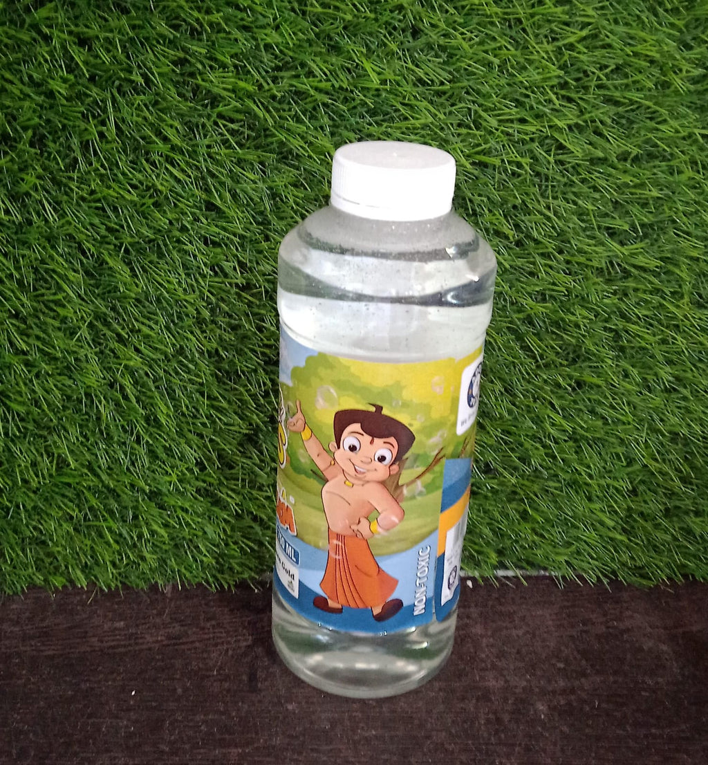 750ml Bubble Gun Liquid Refill bottle with iridescent liquid, ready for party bubbles.