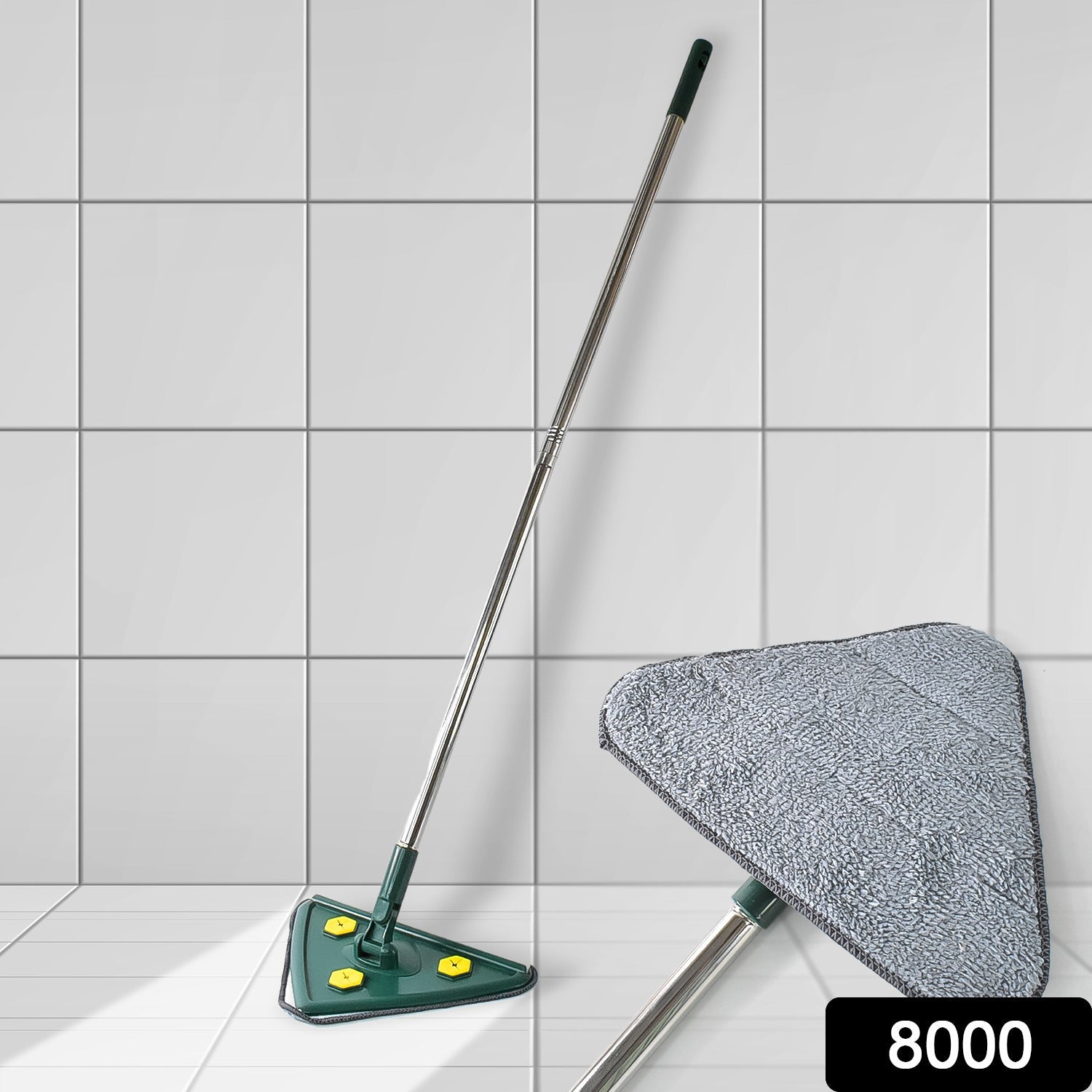 Packaging for the Velvet Wipe triangle mop, highlighting its features.