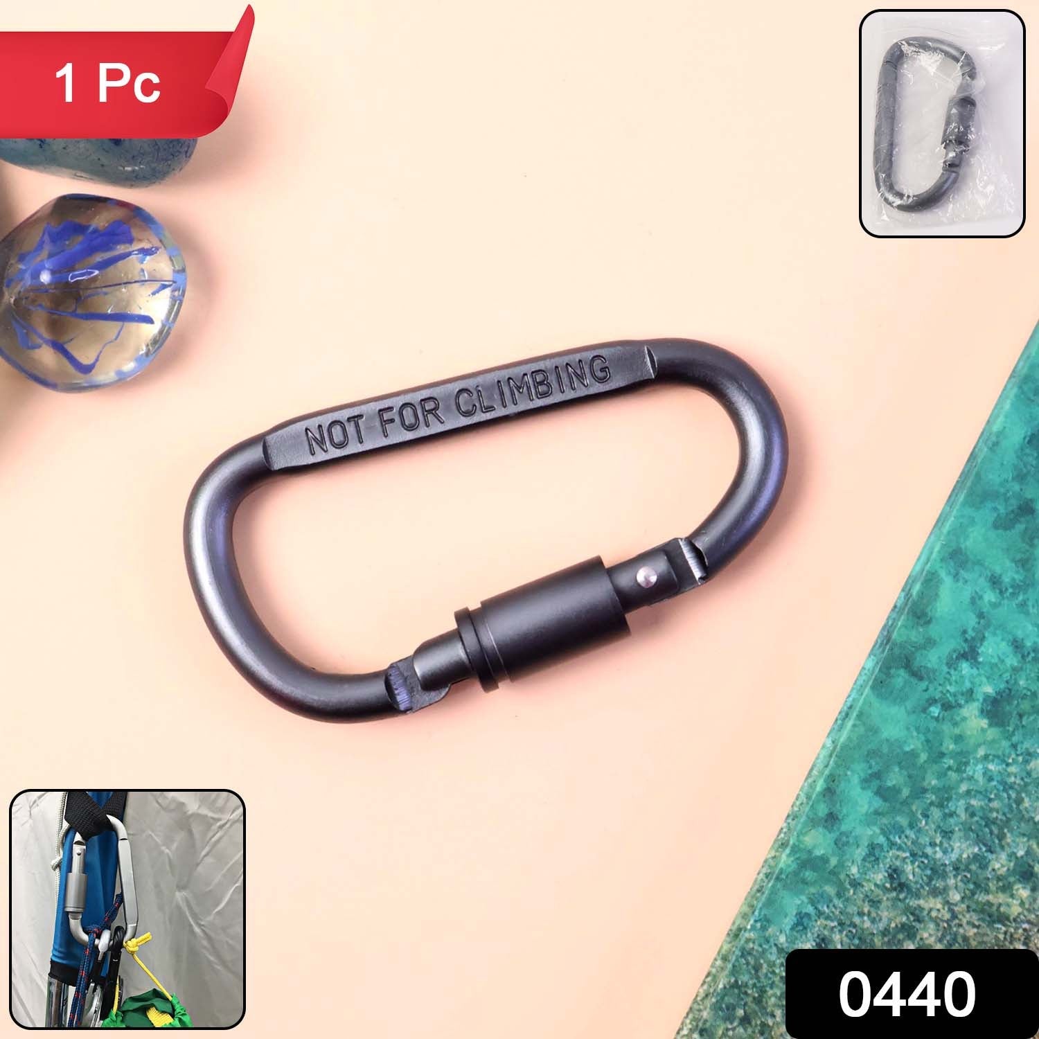 Metal utility carabiner hook securing keys and bags