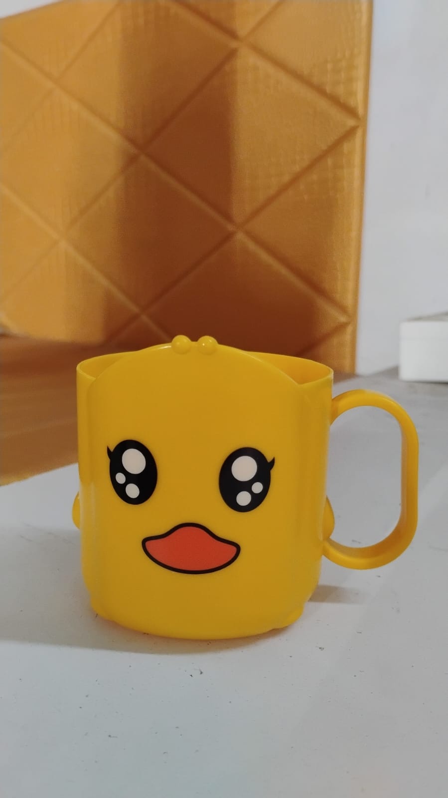 Multipurpose cartoon plastic toothbrush cup for brushing and rinsing