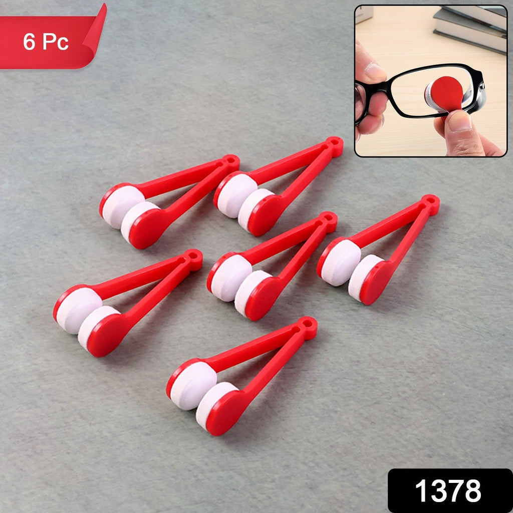 Optic cleaning tool designed for eyeglass lenses with soft, double-sided microfiber pads